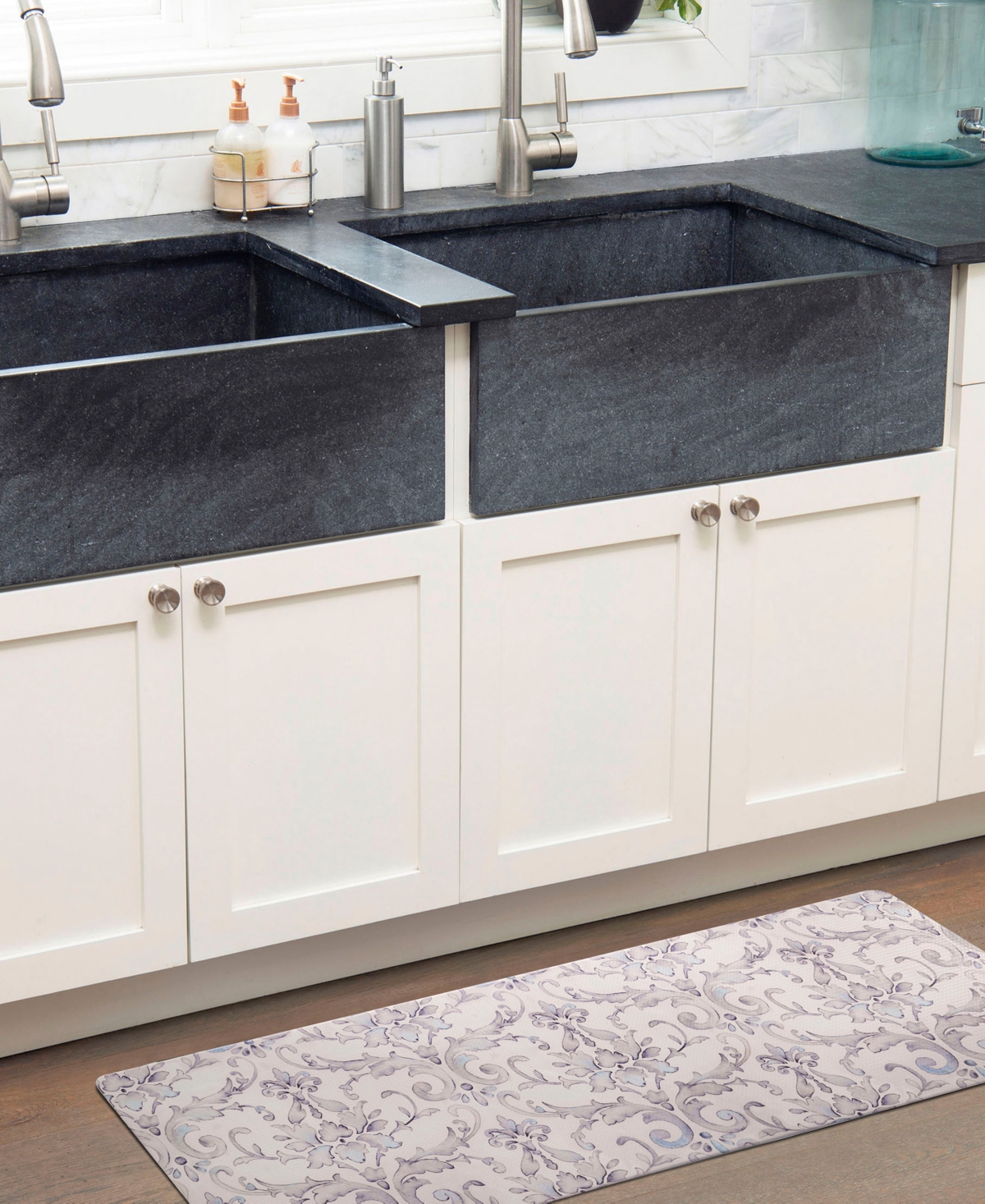 Global Rug Designs Cheerful Ways Watercolor Damask 4'7