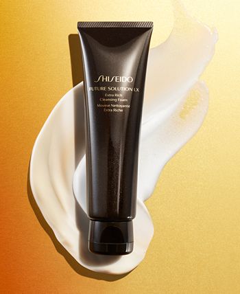 Shiseido - Future Solution LX Extra Rich Cleansing Foam, 4.7-oz.
