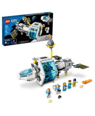 Lego Lunar Space Station Set, 500 Pieces
