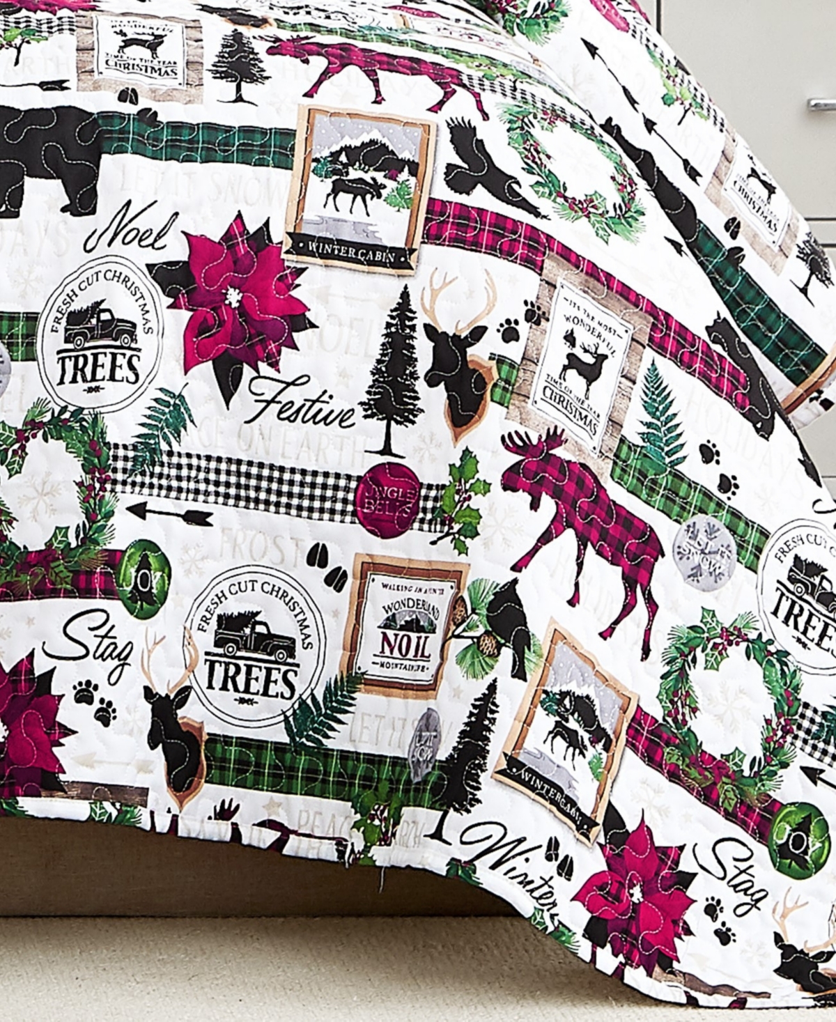 Merry Town Christmas Oversized Reversible 6 Piece Quilt Set, Twin or Twin Xlong