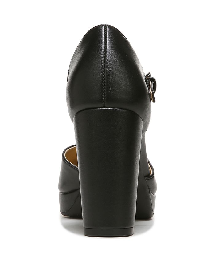 naturalizer platform pumps
