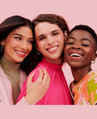 WANDERful World Silky-Soft Powder Blush Mini