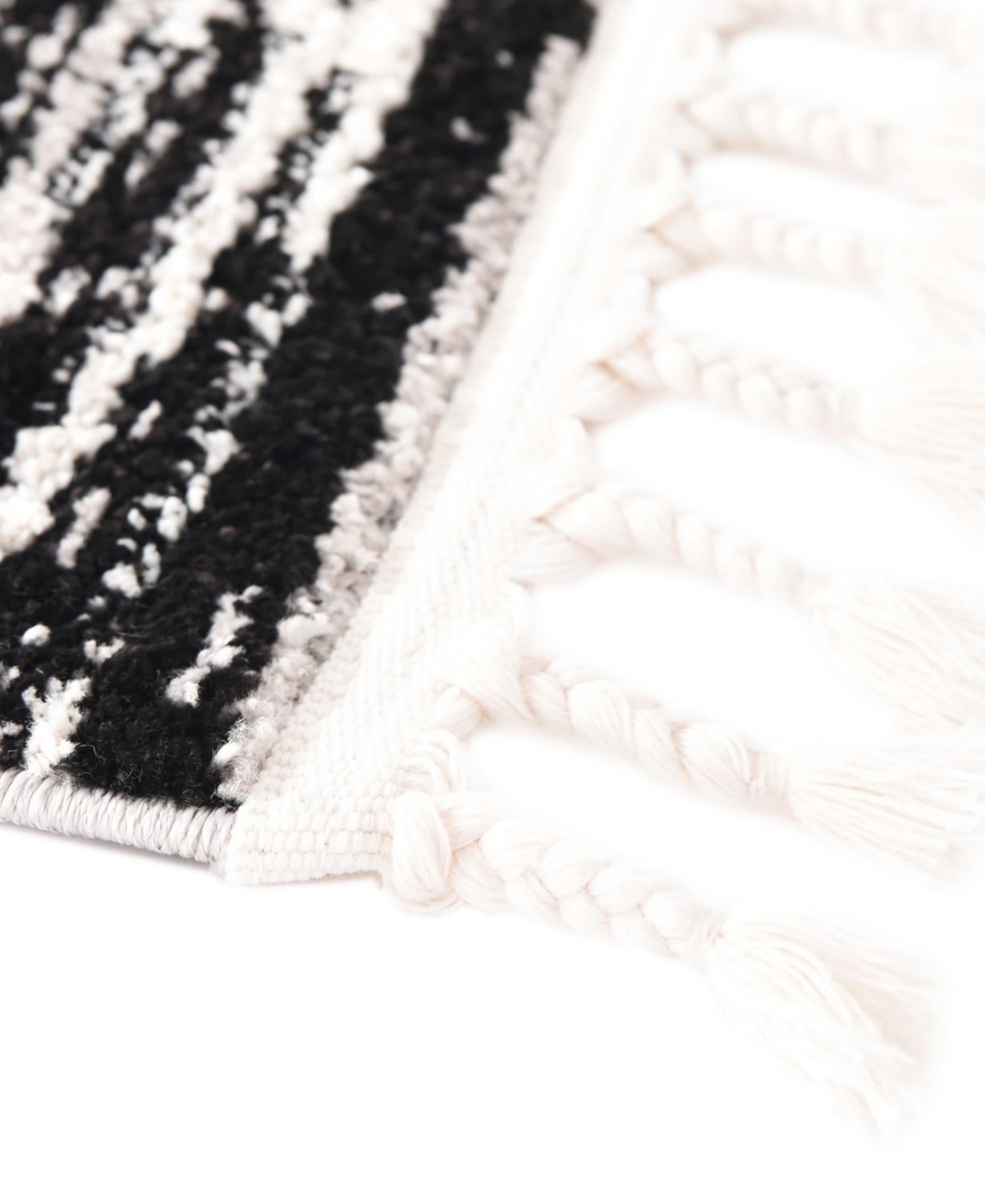 Bayshore Home Porthos POR10 Area Rug