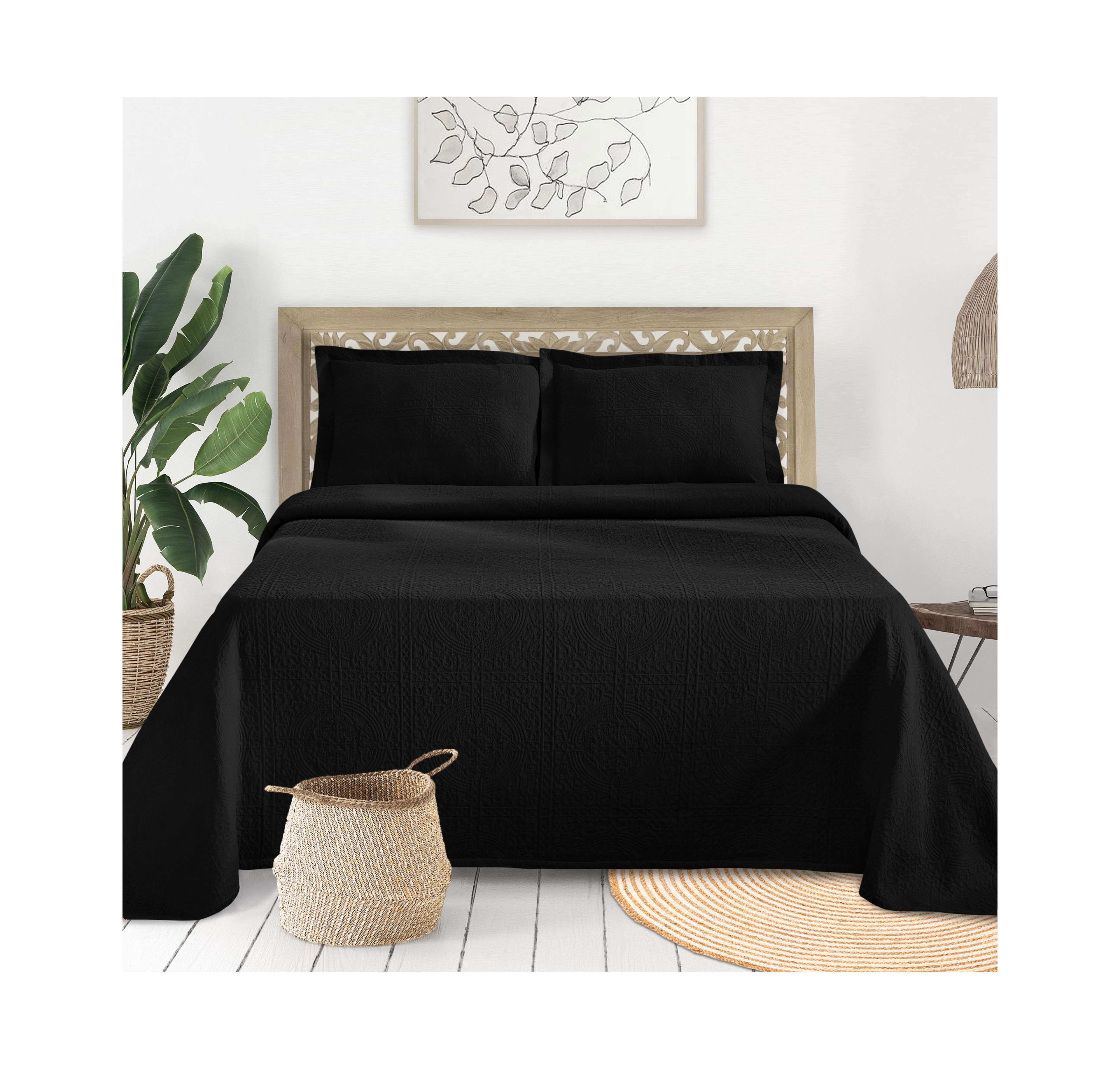 Superior 100% Cotton Fleur De Lis Medallion All-Season 2-Piece Coverlet Set, Twin