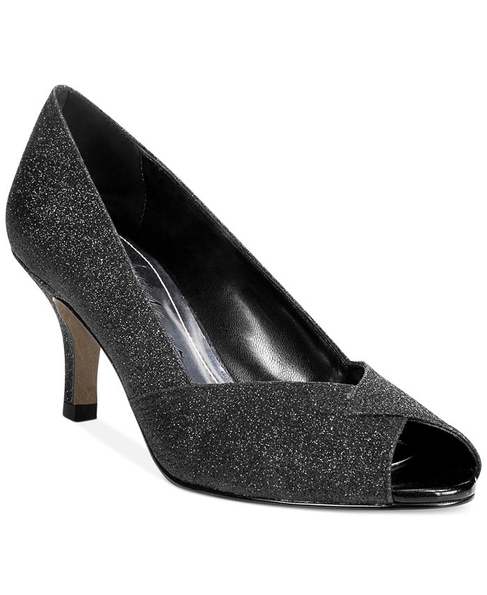 Easy street ravish pump 2025