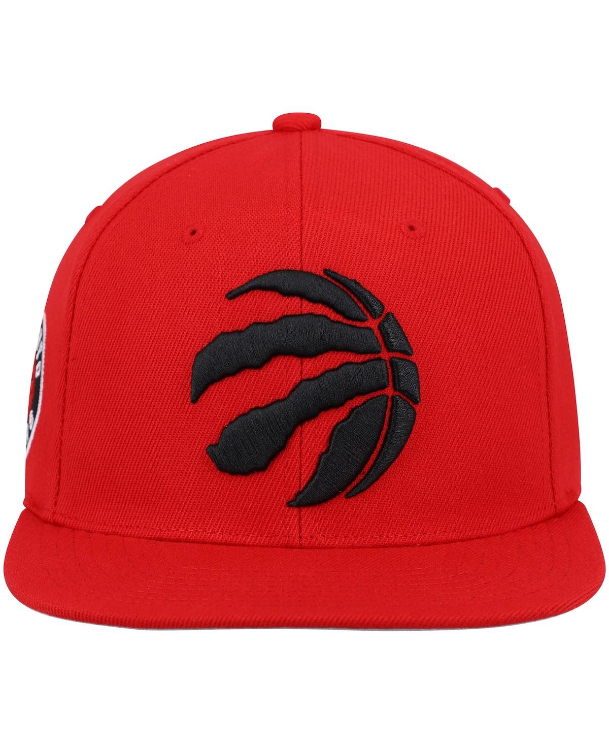 Shop Mitchell & Ness Men's  Red Toronto Raptors Core Side Snapback Hat