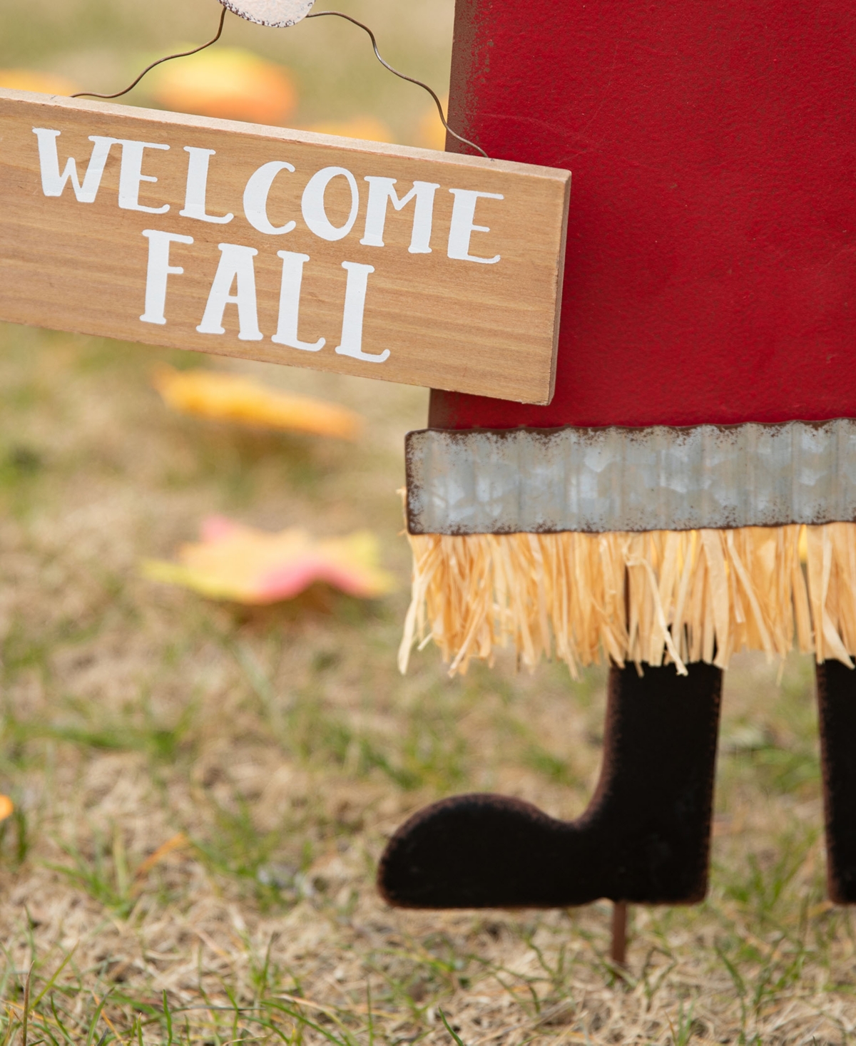 Glitzhome Metal Scarecrow Yard Stake Standing Hanging Sign,