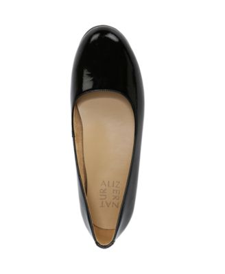 Women's Maxwell Round Toe Ballet Flats