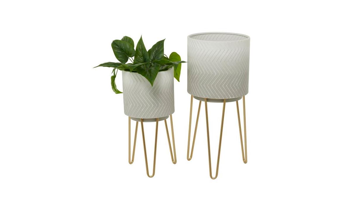 Cosmoliving Metal Modern Planters With Stand, Set Of 2 In White