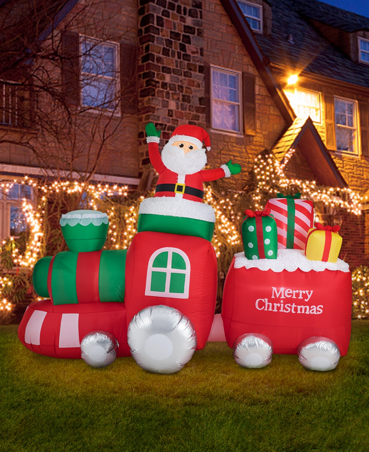 Glitzhome Lighted Inflatable Santa on Pick-Up Train Decor