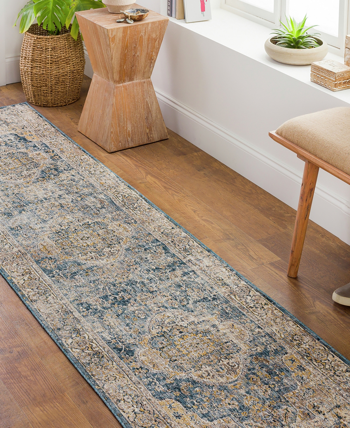 Livabliss Aspendos Aps-2304 2'7" x 10' Runner Area Rug