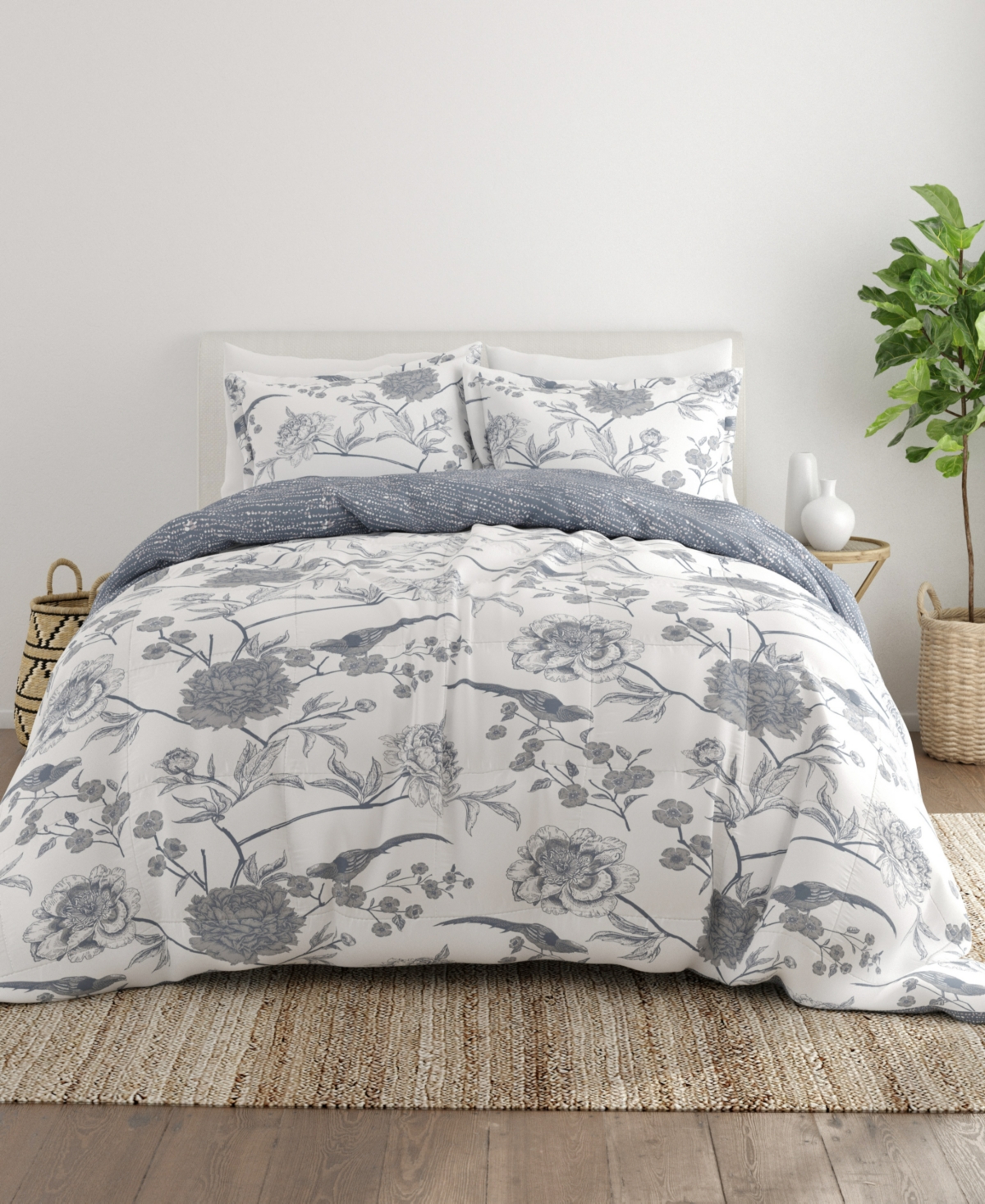 Home Collection PremiumReversible Comforter Set, - Molly Botanicals