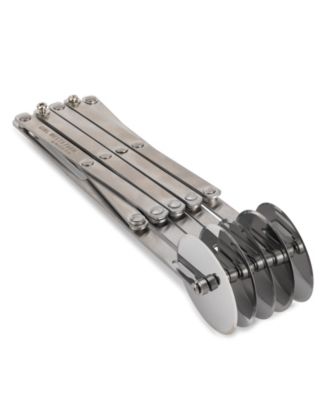 Girl Meets Farm by Molly Yeh - 5-Wheel Accordion Dough Cutter