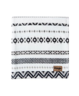 Diamond Trail Ultra Soft Plush Throw, 70" x 50"
