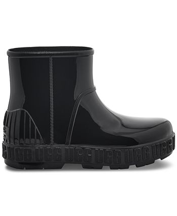 Macys shop kids uggs