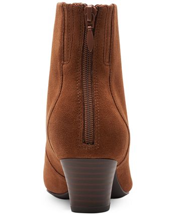 Clarks boots store at macys