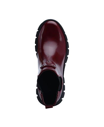 women's hestia lug sole chelsea booties