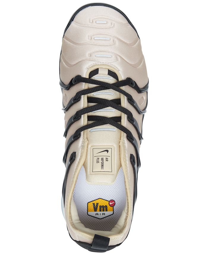 vapormax nike finish line