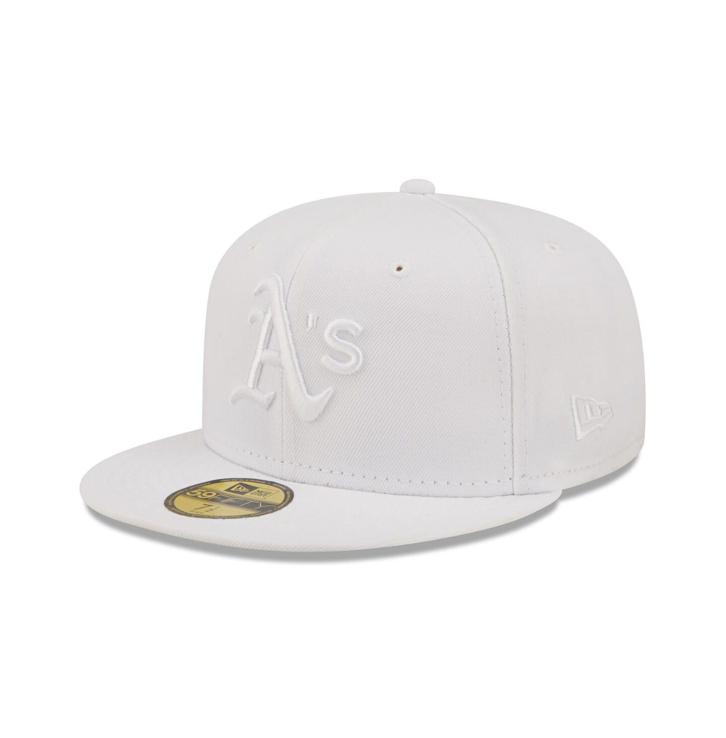 Мужская кепка New Era Oakland Athletics White on White 59FIFTY Fitted Hat — фото 1
