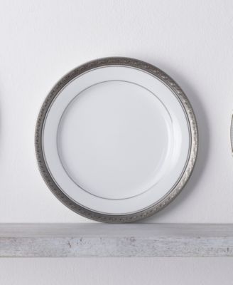 Crestwood Platinum Set of 4 Salad Plates, Service For 4