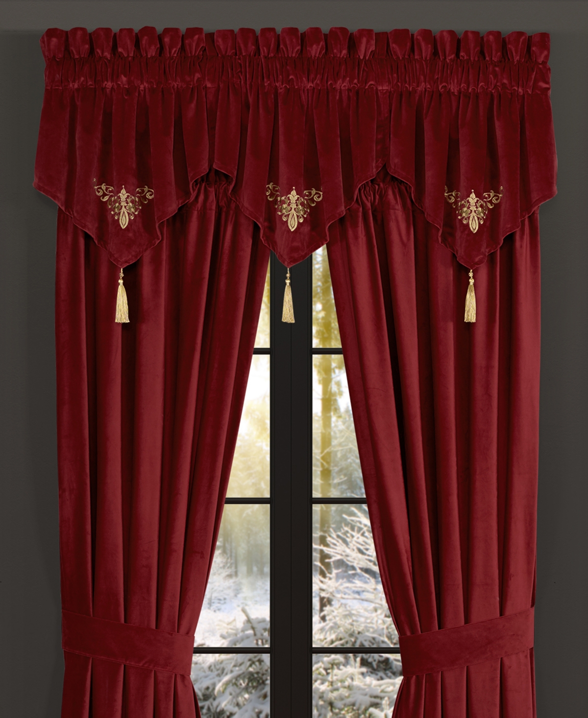 J Queen New York Noelle Ascot Window Valance, 21