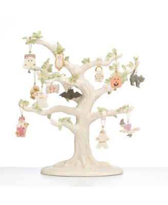 Ornament Tree Figurine