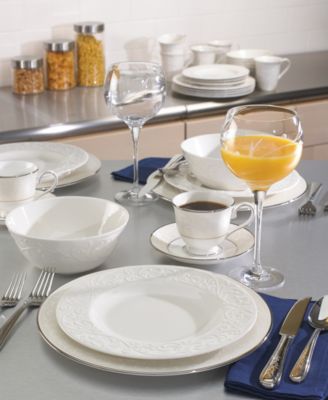 Opal Innocence Carved 16 Pc. Dinnerware Set, Service for 4