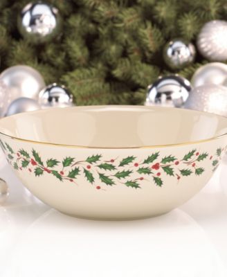 Holiday Serving Bowl, 72 oz.