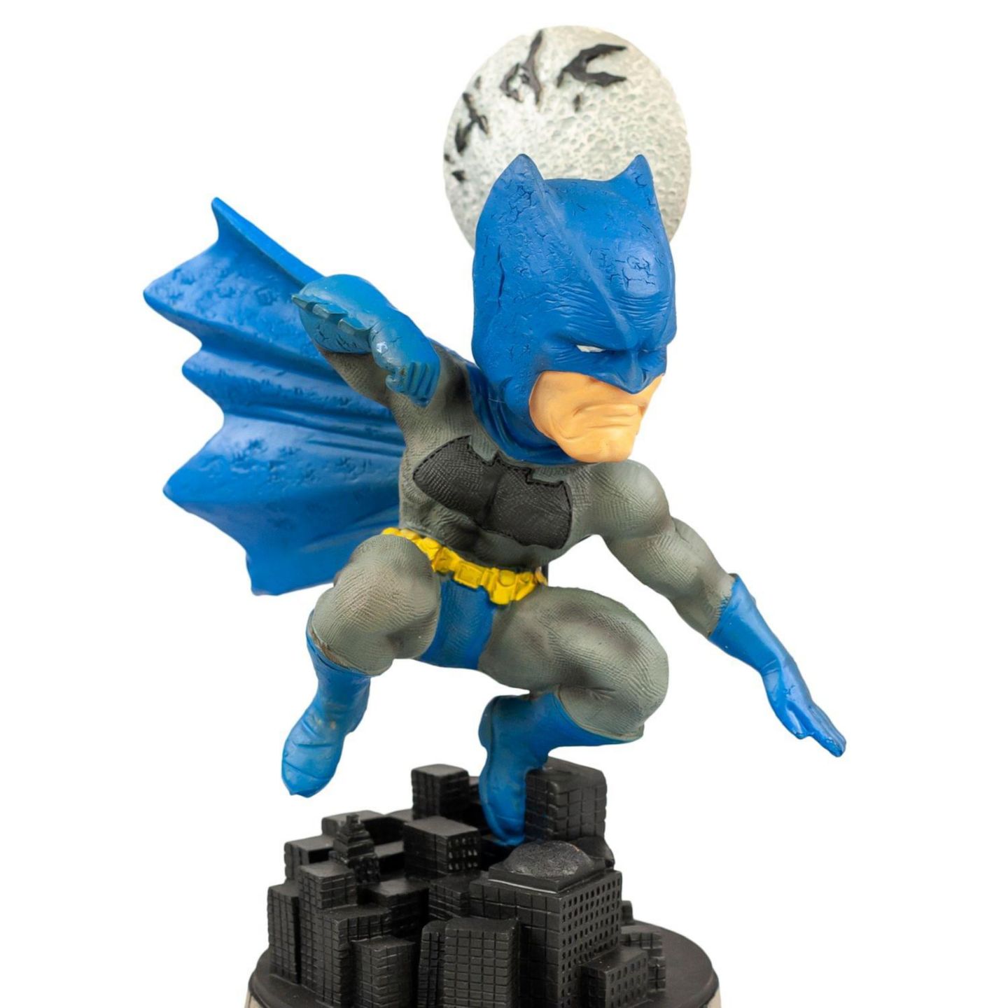 Детские фигурки Forever Collectibles Batman 8" Limited Edition Superhero-Pose Bobblehead, цвет: Assorted Pre-Pack — фото 3