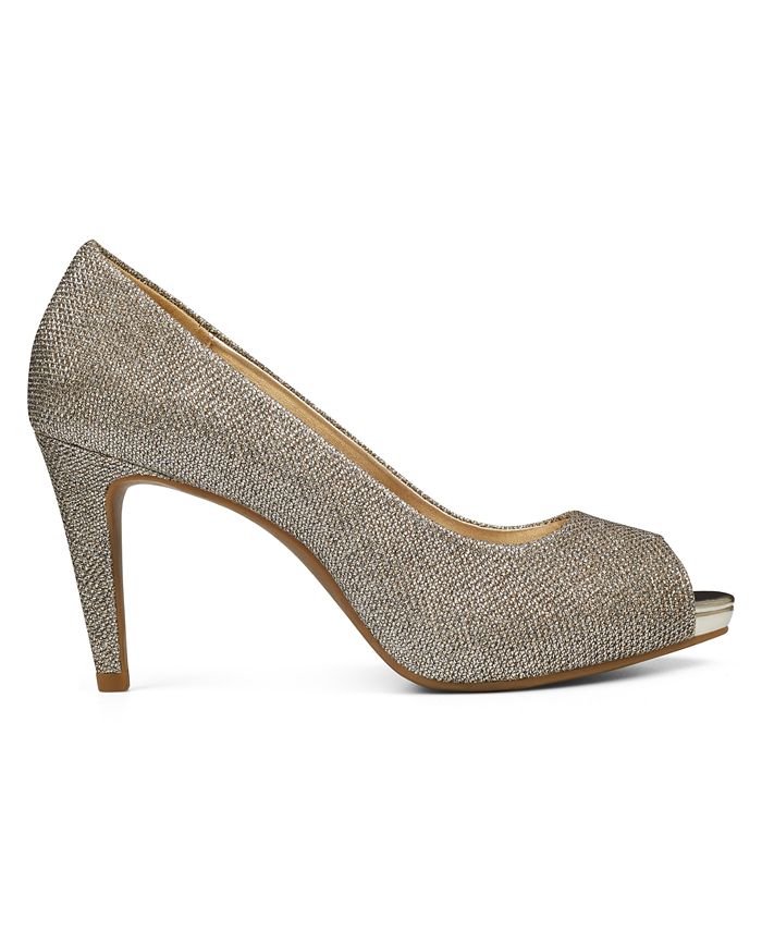 Bandolino Women's Rainaa Pump Yellow Size 7 M