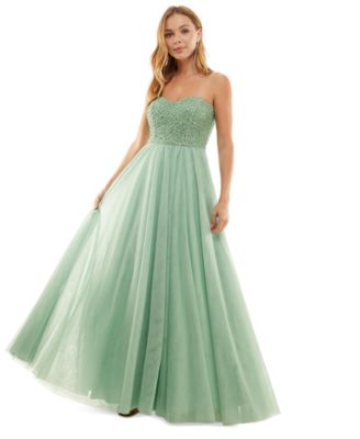 Macys say yes fashion to the dress prom