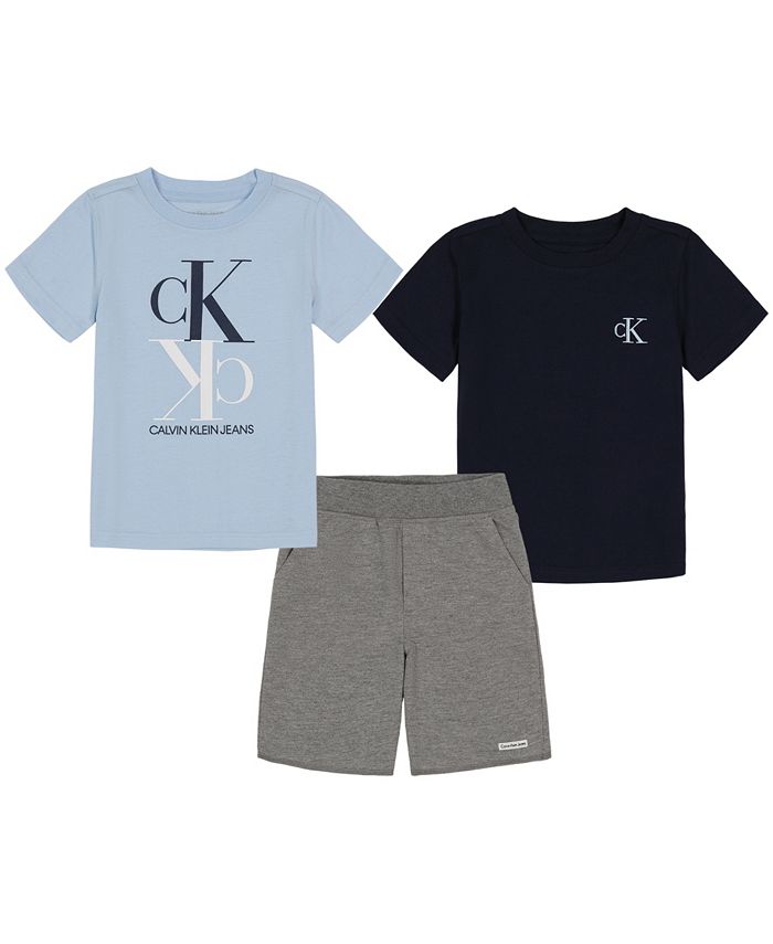 Verliefd bevestigen Belofte Calvin Klein Little Boys Branded T-shirt and French Terry Shorts, 3 Piece  Set & Reviews - Sets & Outfits - Kids - Macy's