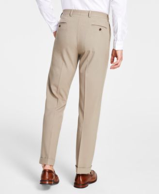Men's Pleated Solid Classic Fit Pants