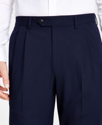 Men's Pleated Solid Classic Fit Pants