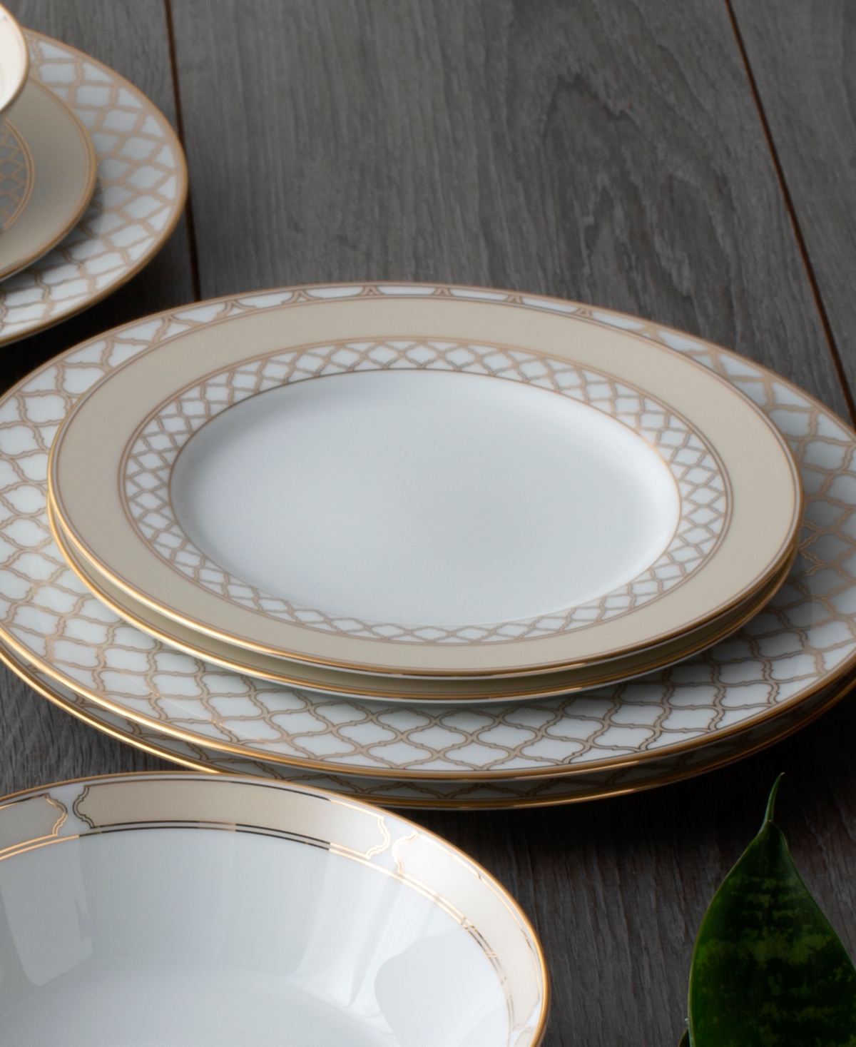 Noritake Eternal Palace Gold Set of 4 Salad Plates, 8-1/4