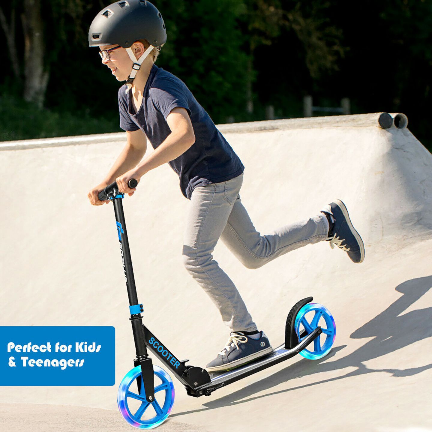 Детская игрушка Costway Folding Kick Scooter with LED Wheels, 220 Lb Capacity, Ages 5-14, цвет: Синий — фото 11