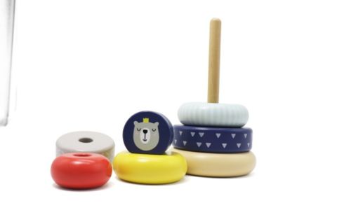 Детские игрушки Leo & Friends Benny Montessori-Approved Wooden Stacking Tower, 7-Piece, Ages 12-18 Months