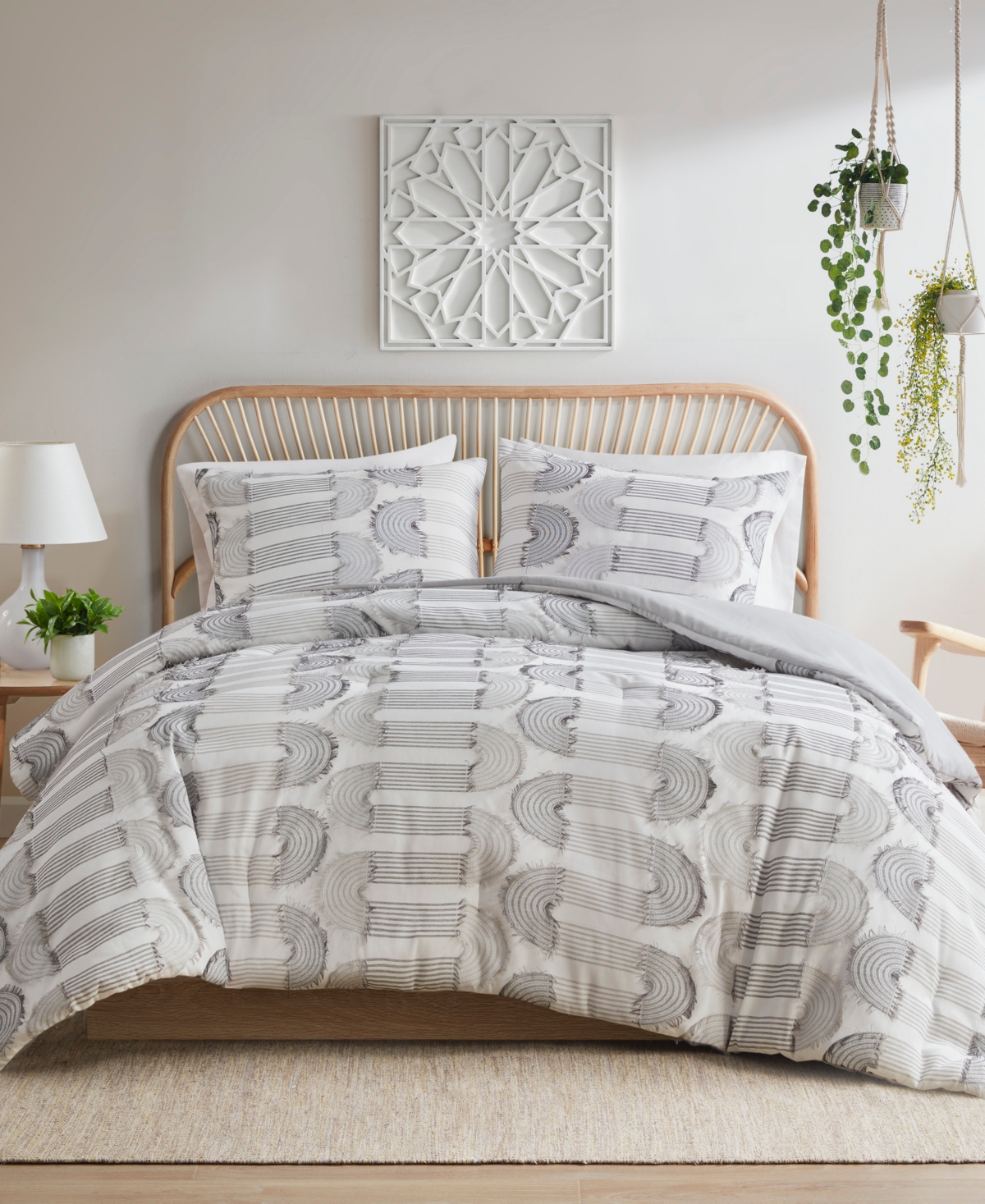 Intelligent Design Closeout!  Astoria Clip Jacquard 3-piece Comforter Set, Twin/twin Xl In Grey