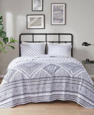 Intelligent Design Camila Reversible Quilt Sets - Macy's