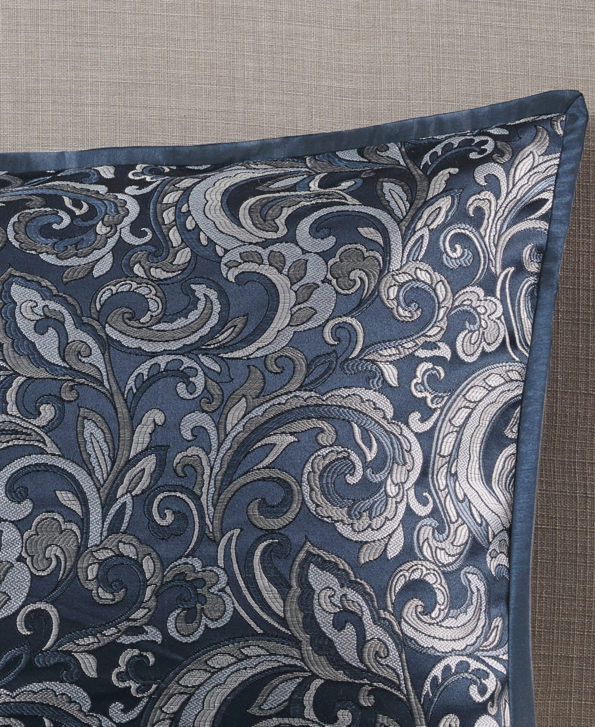 Madison Park Essentials Brystol 24-Pc. Room-in-a-Bag