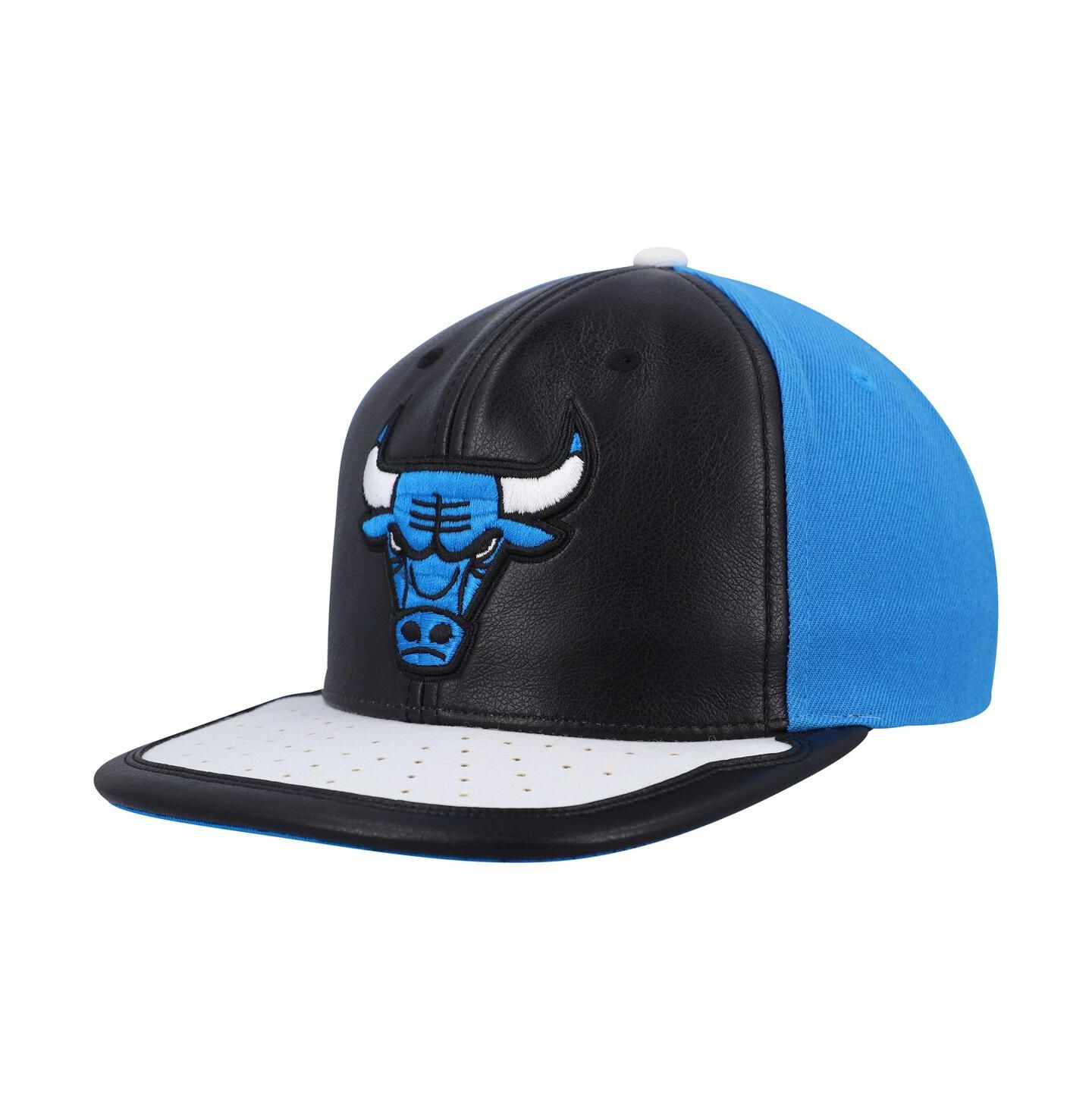 Мужская кепка Mitchell & Ness Black, White Chicago Bulls Day One Snapback Hat — фото 2