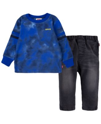 Levi's