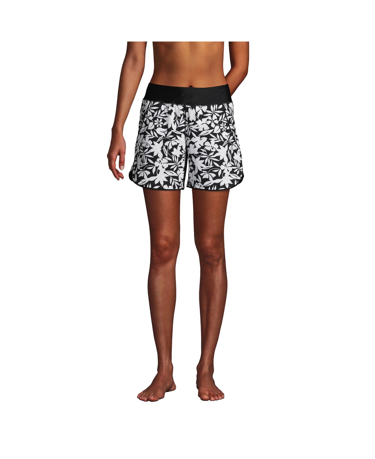 Petite 5" Quick Dry Swim Shorts with Panty - Black havana floral