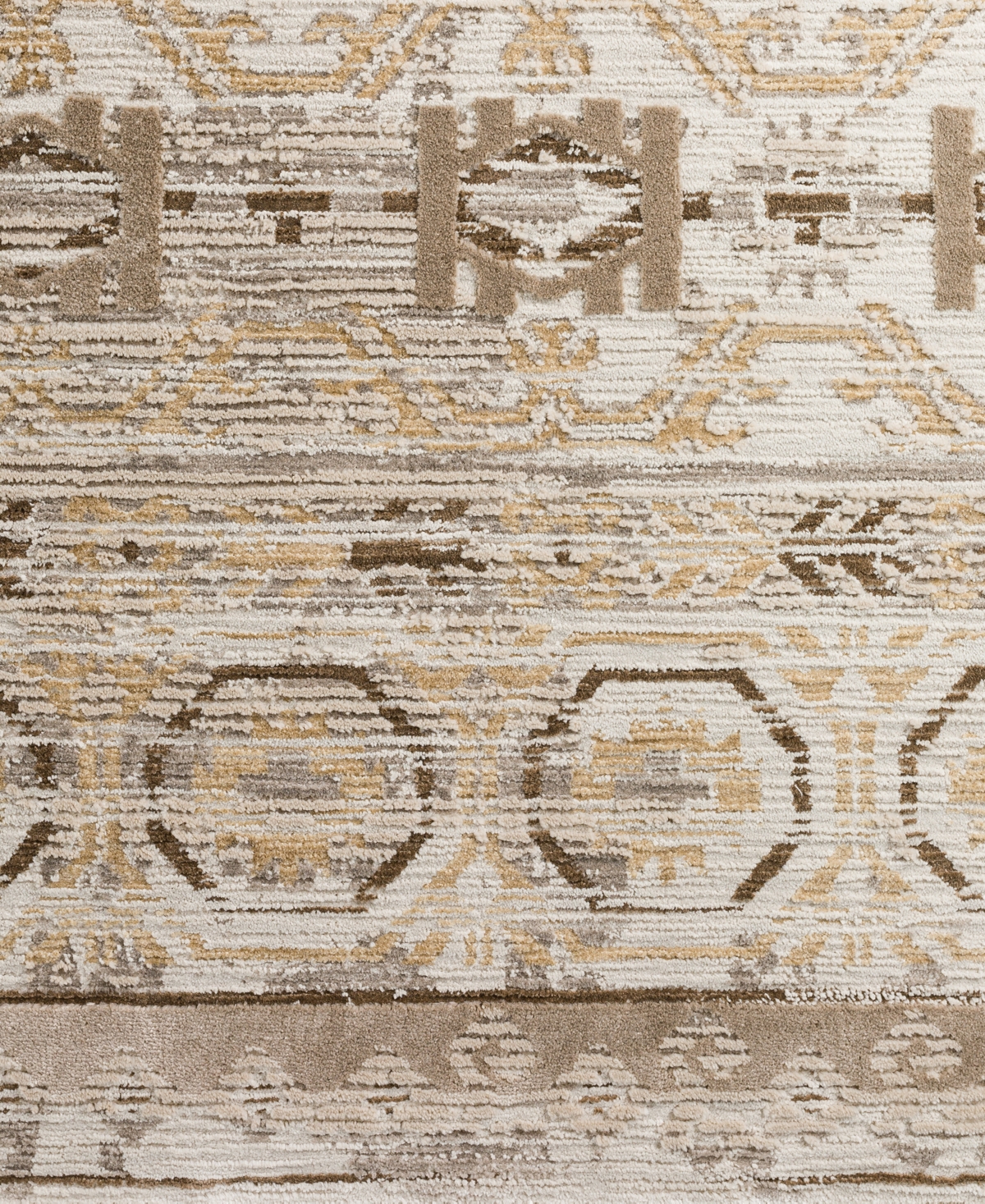 Dalyn Izmir Iz3 3'3" X 5'3" Area Rug In Brown