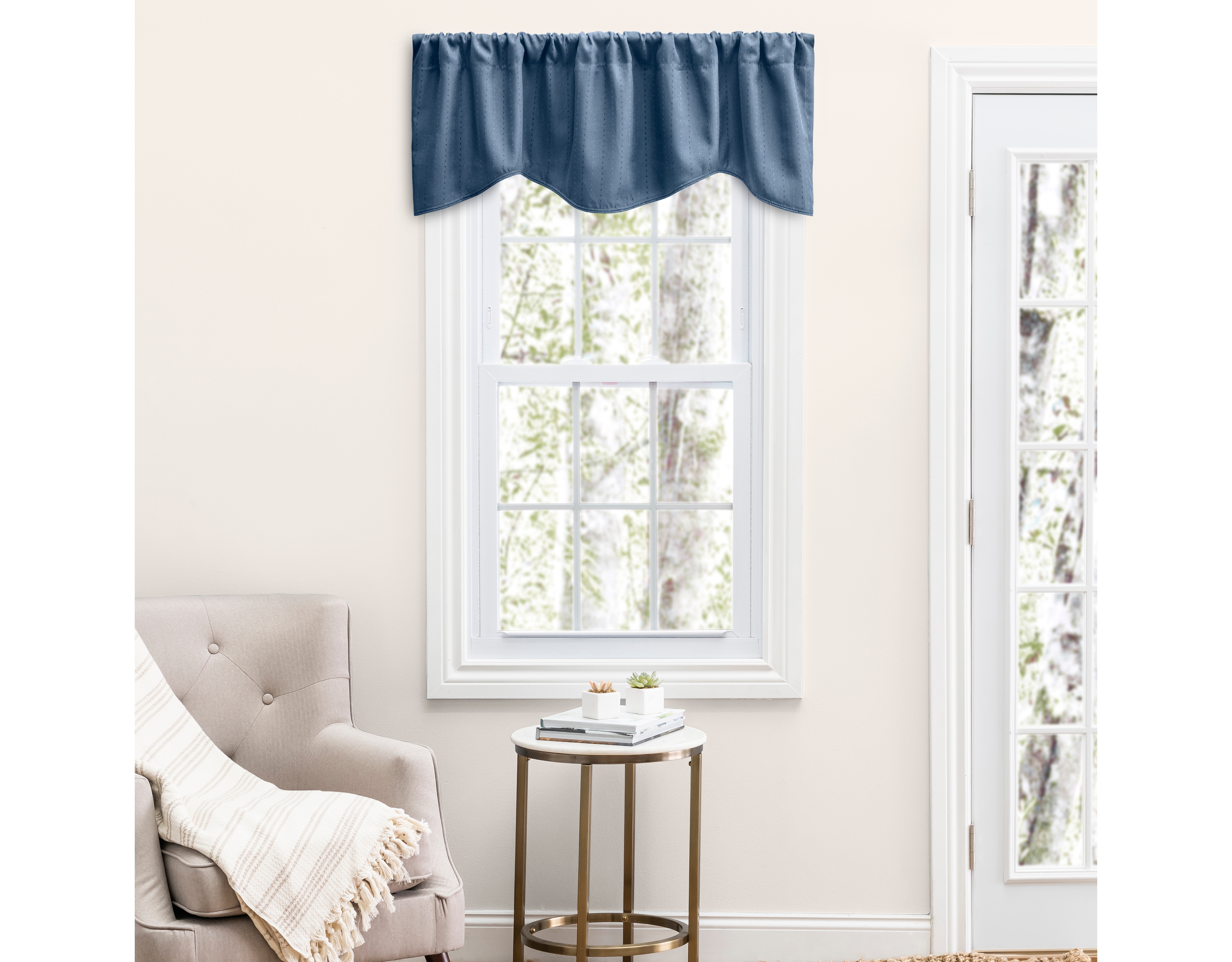 Ricardo Grand Pointe Rod Pocket M-Shaped Curtain Valance 54"W x 17"L