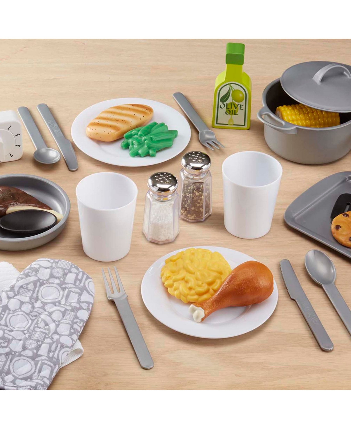 Melissa & Doug 22-Piece Play Kitchen Accessories Set