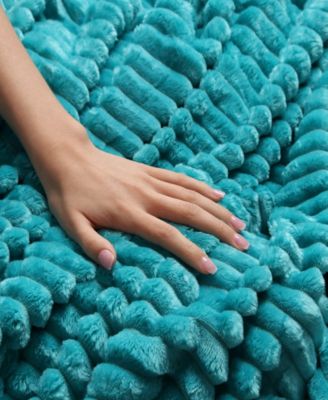 Cut Plush Lightweight Super Soft Fuzzy Luxury Bed Blanket, King