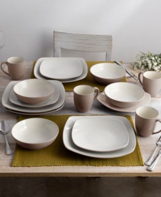 Colorwave Square 16 Pc. Dinnerware Set, Service for 4