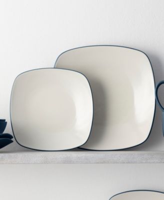 Colorwave Square 16 Pc. Dinnerware Set, Service for 4