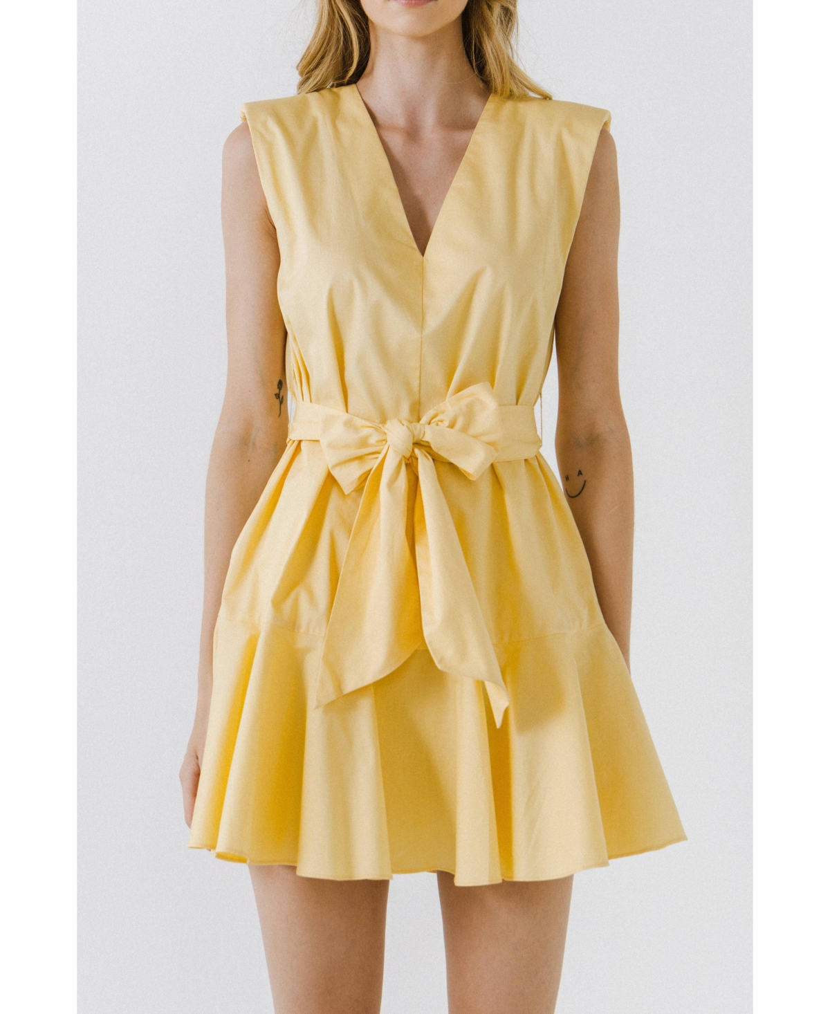 Women's V-neckline Sleeveless Mini Dress - Yellow